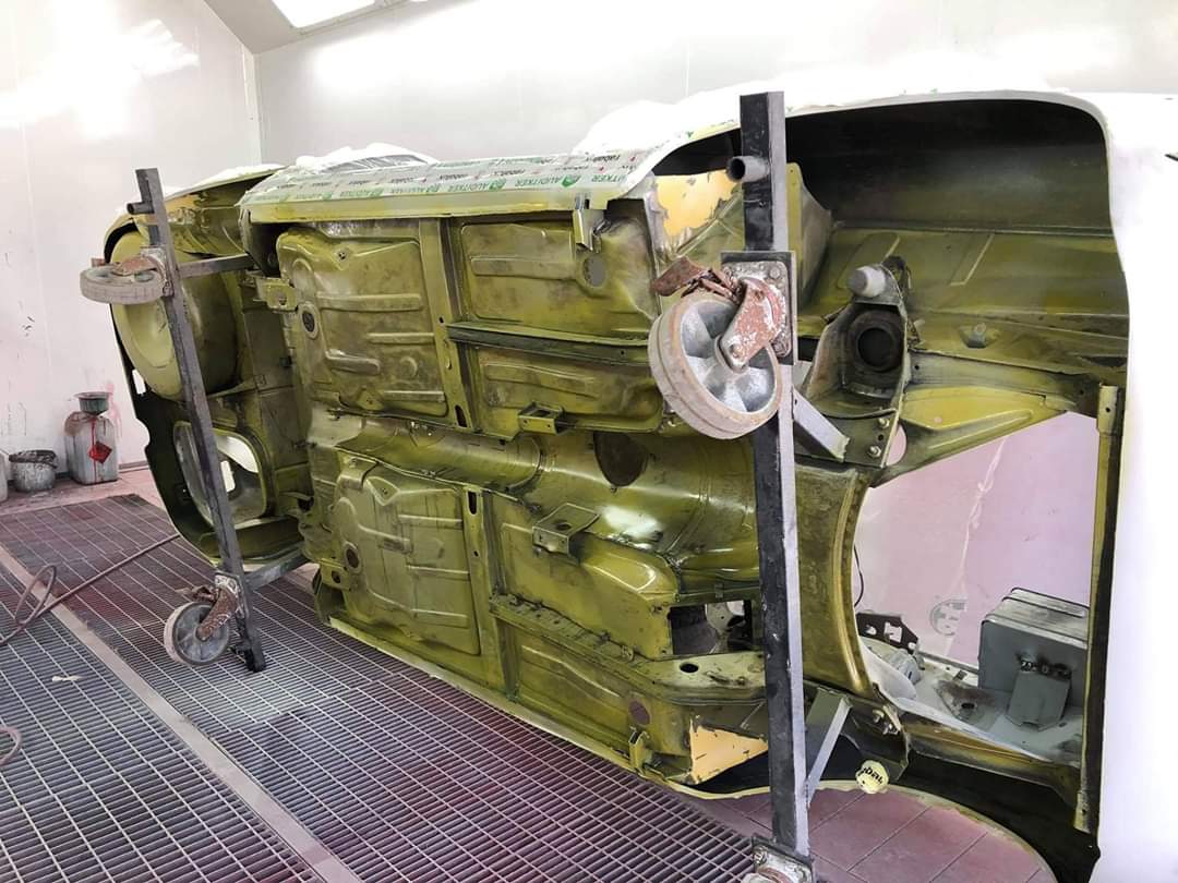 Alfa Romeo 105 Bertone karosszéria munka közben